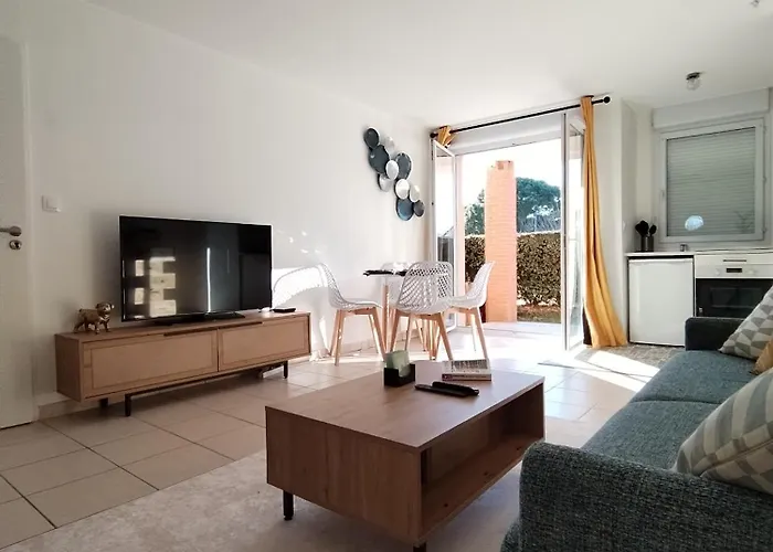 T2 Spacieux Tres Bien Place 아파트